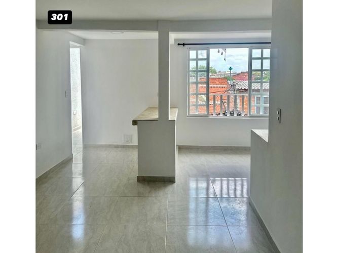 Casa de 9 alcobas en venta en Popular, Cali, 260 m² · foto 5 de 19