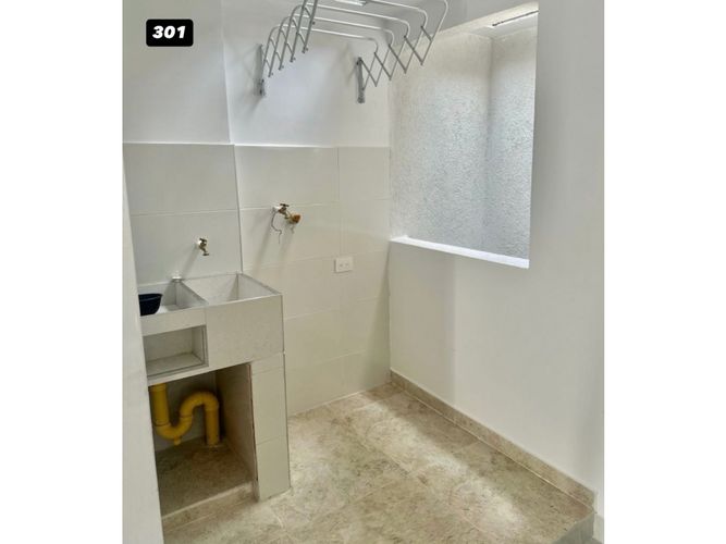 Casa de 9 alcobas en venta en Popular, Cali, 260 m² · foto 10 de 19