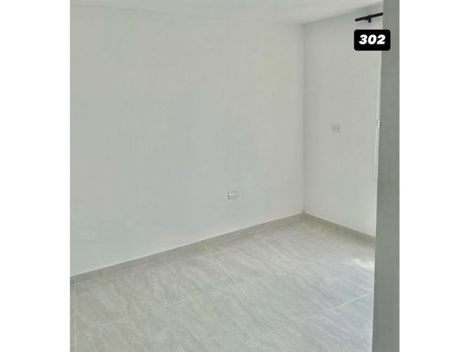 Casa de 9 alcobas en venta en Popular, Cali, 260 m² · foto 17 de 19