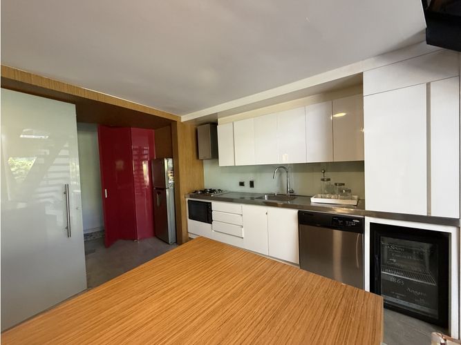 Apartamento en venta en El Poblado, Medellín · foto 4 de 18