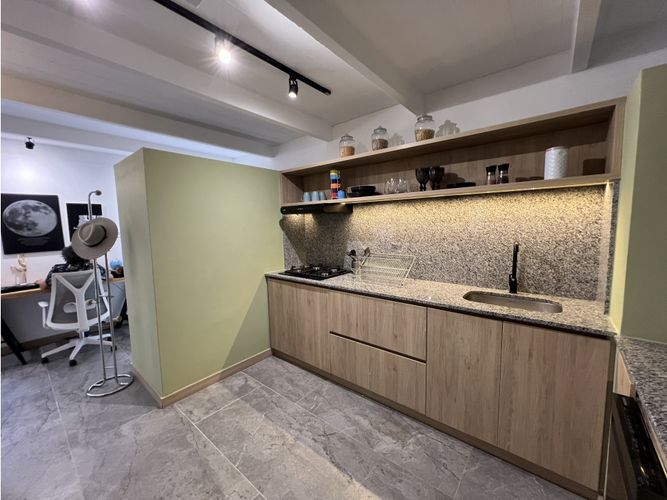 Apartamento de 2 alcobas en venta en El Poblado, Medellín, 98 m² · foto 5 de 19