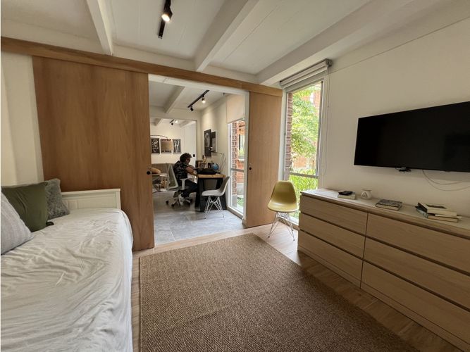 Apartamento de 2 alcobas en venta en El Poblado, Medellín, 98 m² · foto 13 de 19