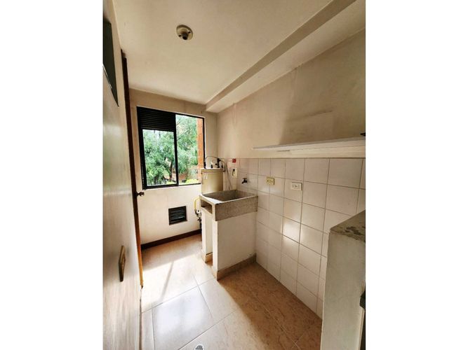 Apartamento de 3 alcobas en venta en El Poblado, Medellín, 114 m² · foto 8 de 15