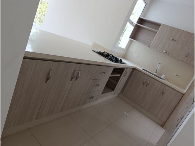 Casa de 3 alcobas en venta en El Castillo, Jamundí, 272 m² · foto 6 de 24