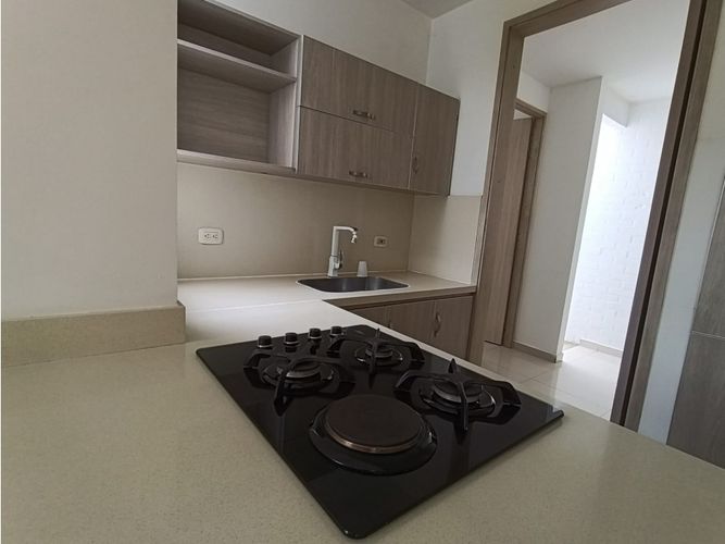 Casa de 3 alcobas en venta en El Castillo, Jamundí, 272 m² · foto 11 de 24