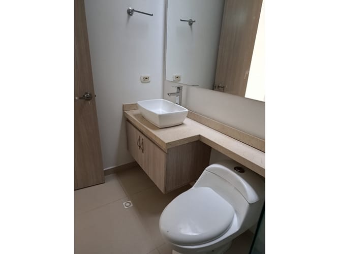 Casa de 3 alcobas en venta en El Castillo, Jamundí, 272 m² · foto 23 de 24
