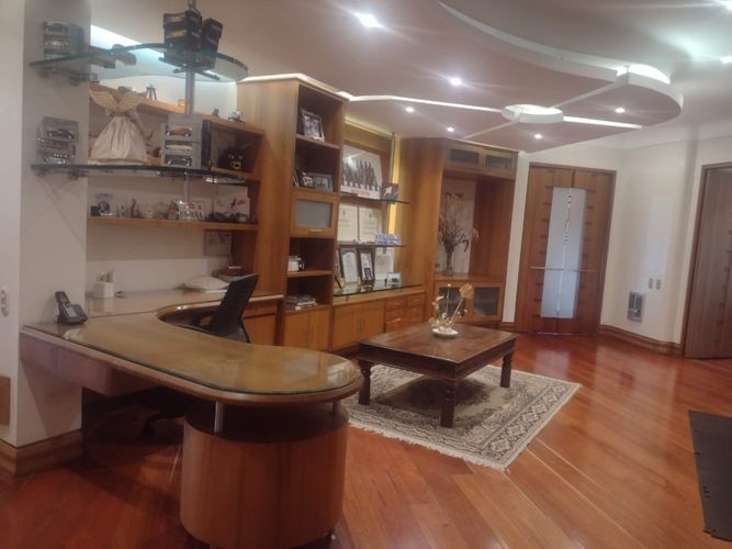 Apartamento de 4 alcobas en arriendo en Cerros De Suba, Bogotá, 440 m² · foto 3 de 24