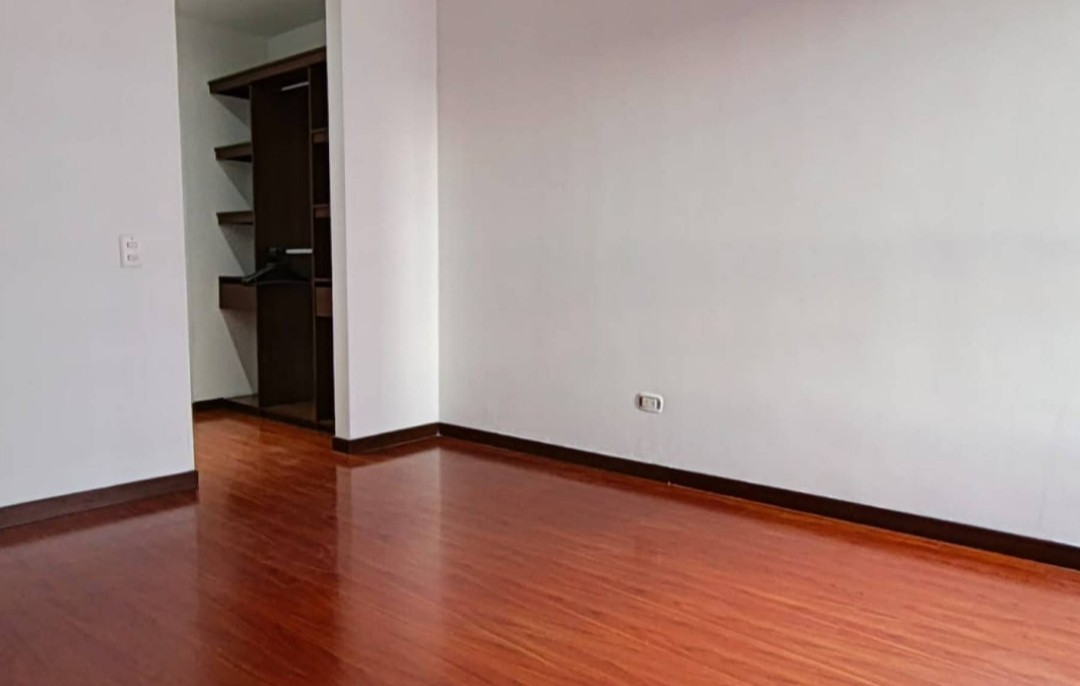 Apartamento en venta en La Felicidad, Bogotá · foto 9 de 21