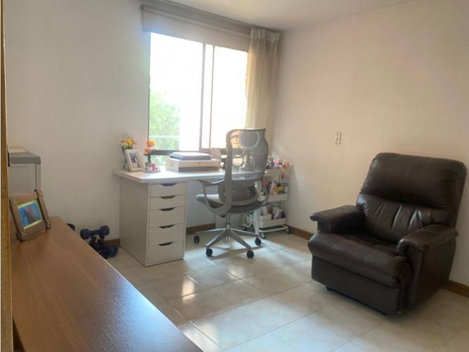 Apartamento de 3 alcobas en venta en El Tesoro, Medellín, 127 m² · foto 8 de 9