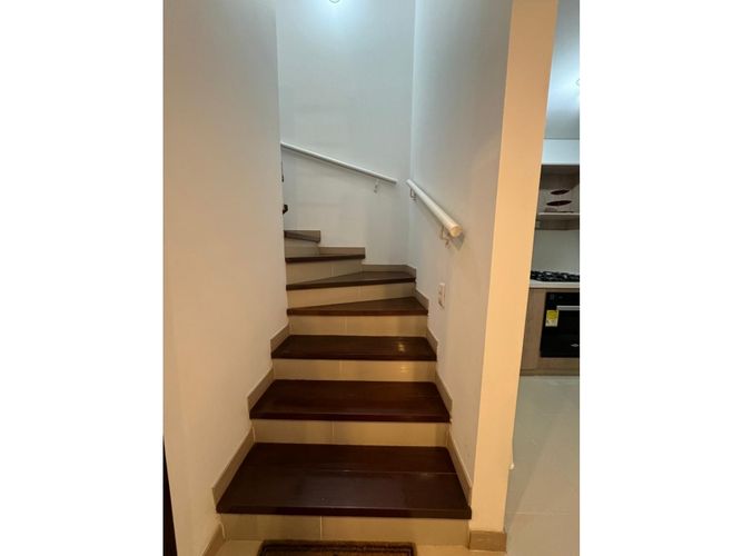 Casa de 4 alcobas en venta en El Castillo, Jamundí, 185 m² · foto 6 de 22
