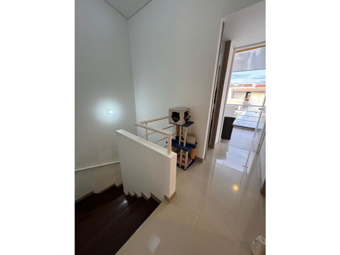 Casa de 4 alcobas en venta en El Castillo, Jamundí, 185 m² · foto 10 de 22