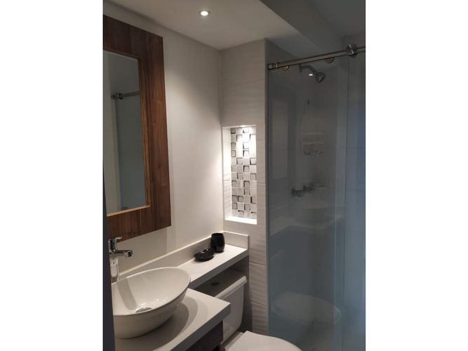 Apartamento de 3 alcobas en venta en Cabañas, Bello, 58 m² · foto 7 de 13
