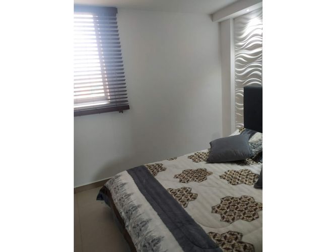 Apartamento de 3 alcobas en venta en Cabañas, Bello, 58 m² · foto 8 de 13