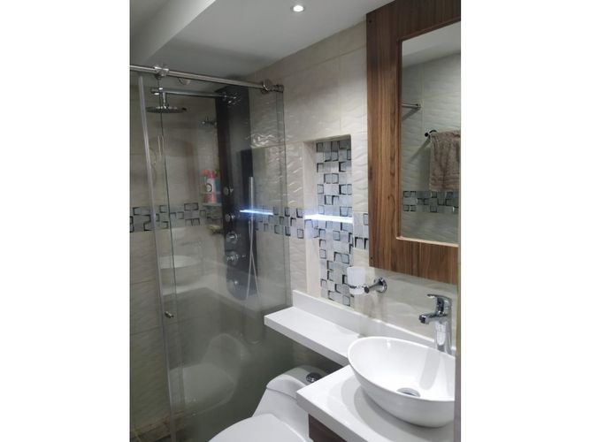 Apartamento de 3 alcobas en venta en Cabañas, Bello, 58 m² · foto 12 de 13