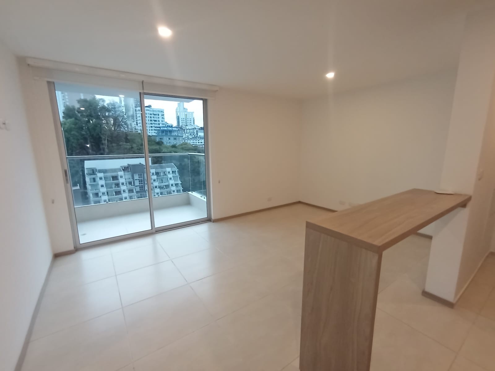 Apartamento en Arriendo en Avenida Kevin Angel, Manizales