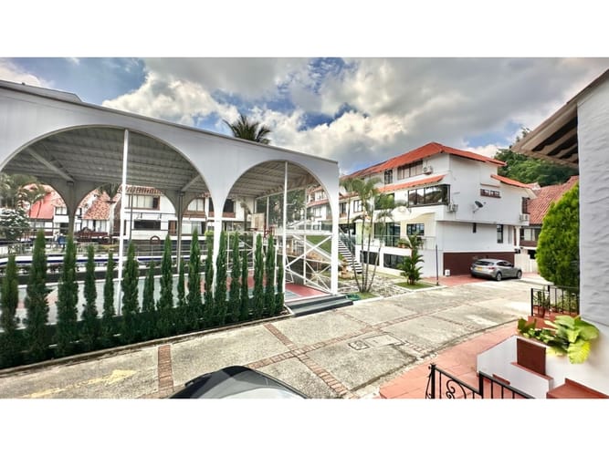 Casa de 4 alcobas en venta en Nueva Tequendama, Cali, 432 m² · foto 5 de 24