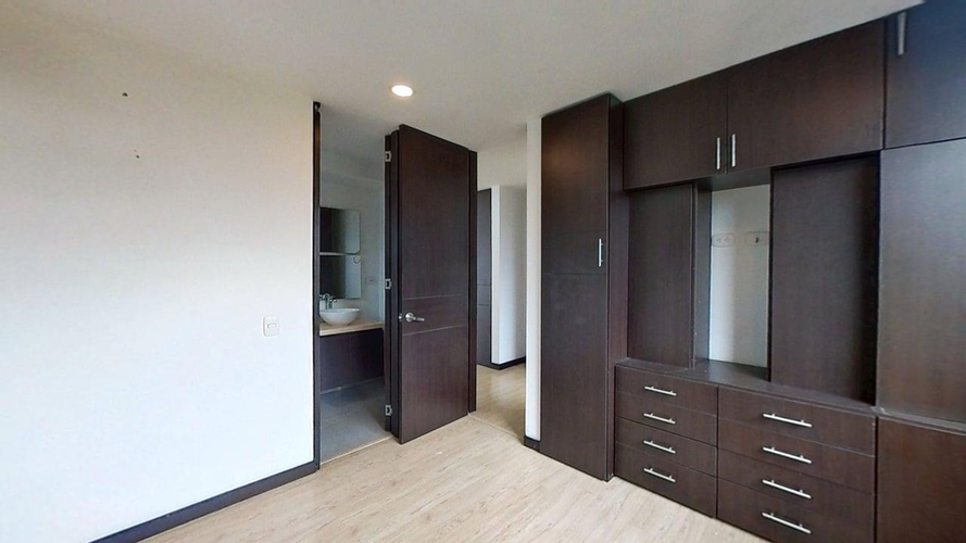 Apartamento de 2 alcobas en venta en Comuneros, Bogotá, 56 m² · foto 18 de 24