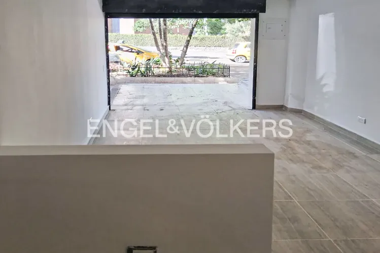 Casa de 9 alcobas en venta en Laureles, Medellín, 365 m² · foto 7 de 7