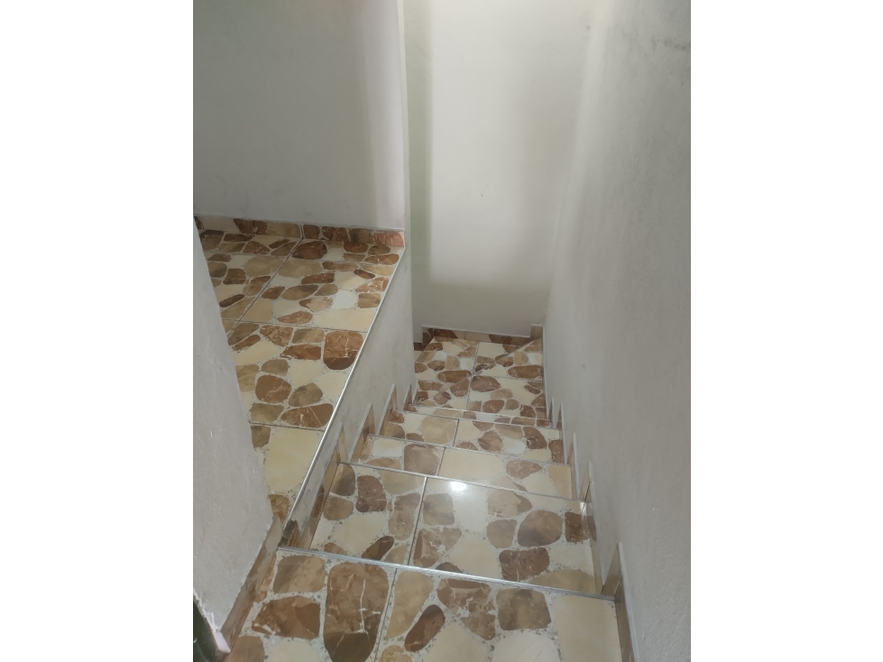 Casa en venta en Gran Britalia Et. I, Bogotá · foto 11 de 24