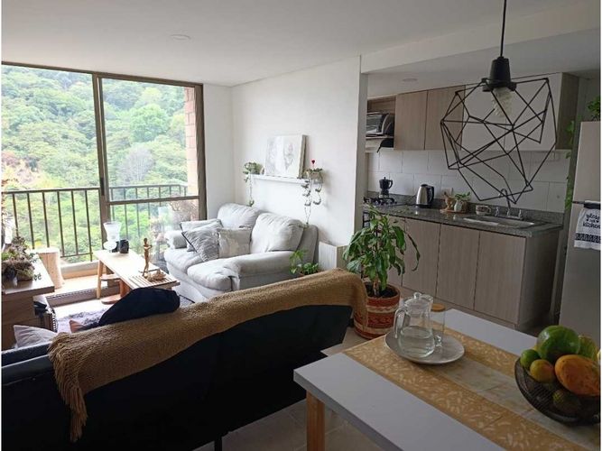 Apartamento de 2 alcobas en venta en Rodeo Alto, Medellín, 52 m² · foto 6 de 17