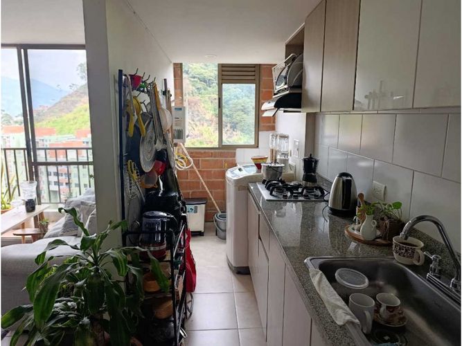 Apartamento de 2 alcobas en venta en Rodeo Alto, Medellín, 52 m² · foto 8 de 17