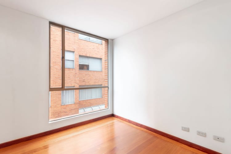 Apartamento de 2 alcobas en venta en Santa Barbara Occidental, Bogotá, 183 m² · foto 11 de 19