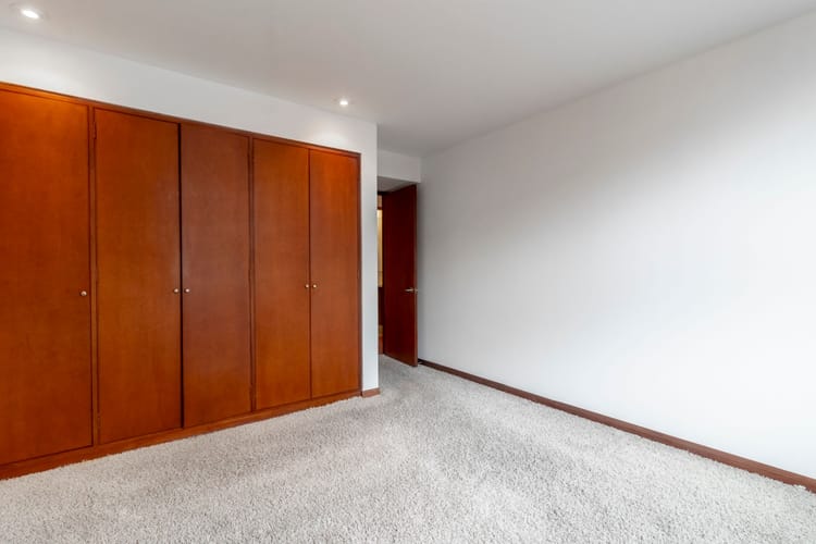 Apartamento de 2 alcobas en venta en Santa Barbara Occidental, Bogotá, 183 m² · foto 14 de 19