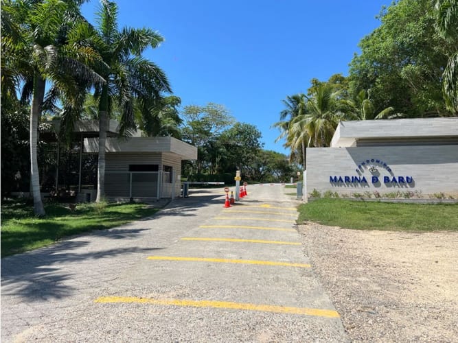 Lote en venta en Barú, Cartagena, 2223 m² · foto 3 de 24