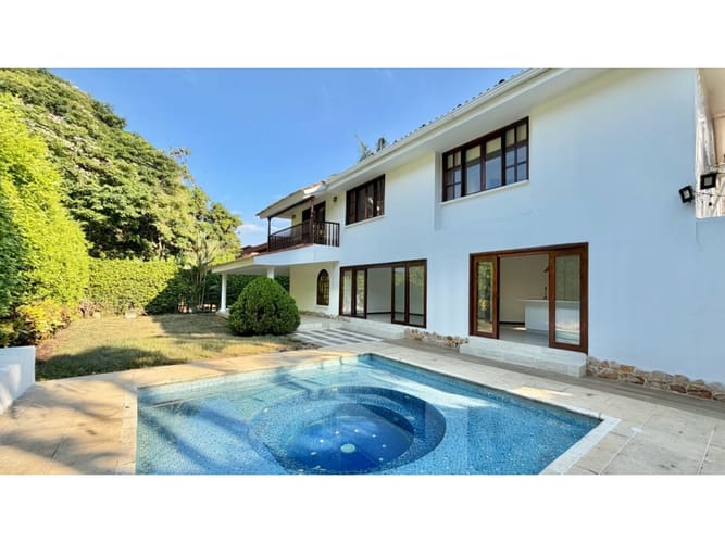 Casa de 4 alcobas en venta en Pance, Cali, 600 m² · foto 1 de 24