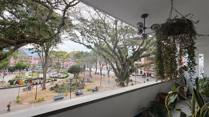 Apartamento de 3 alcobas en venta en La Pola, Ibagué, 163 m² · foto 18 de 18