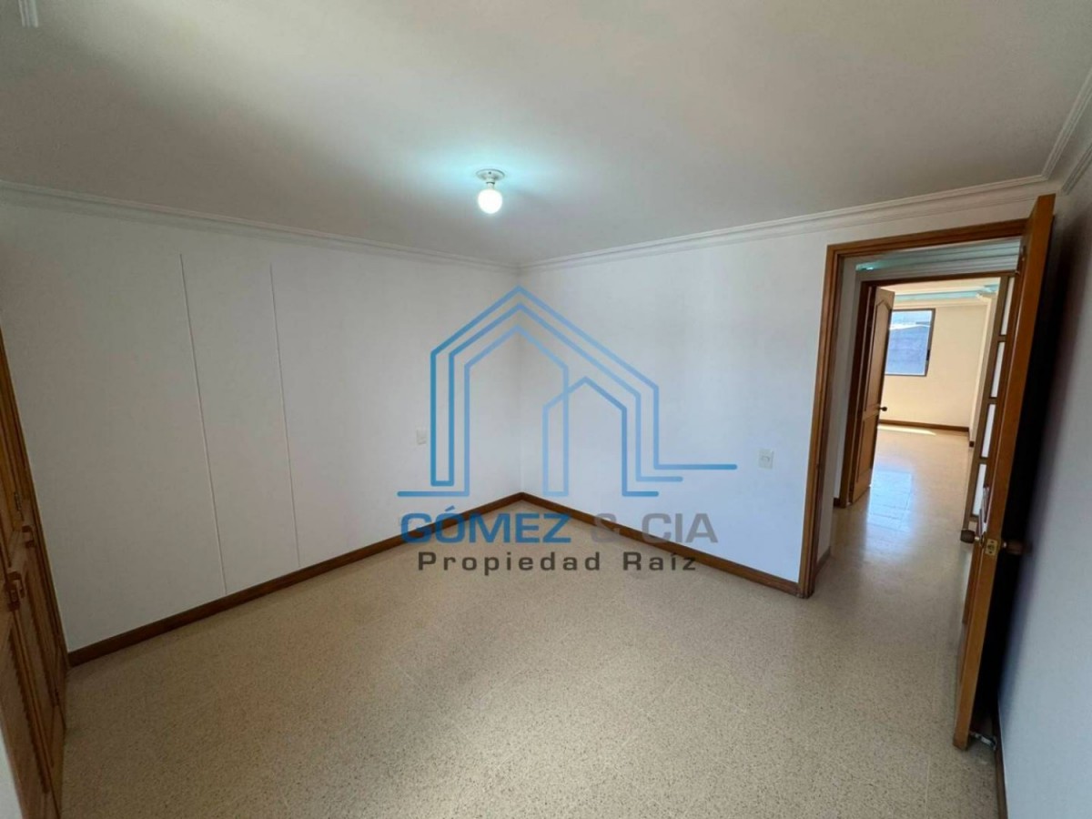 Apartamento en arriendo en Laureles, Medellín · foto 10 de 21
