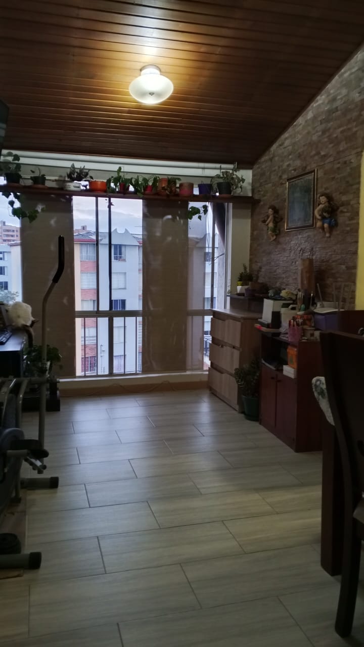 Apartamento en venta en Castilla, Bogotá · foto 2 de 19