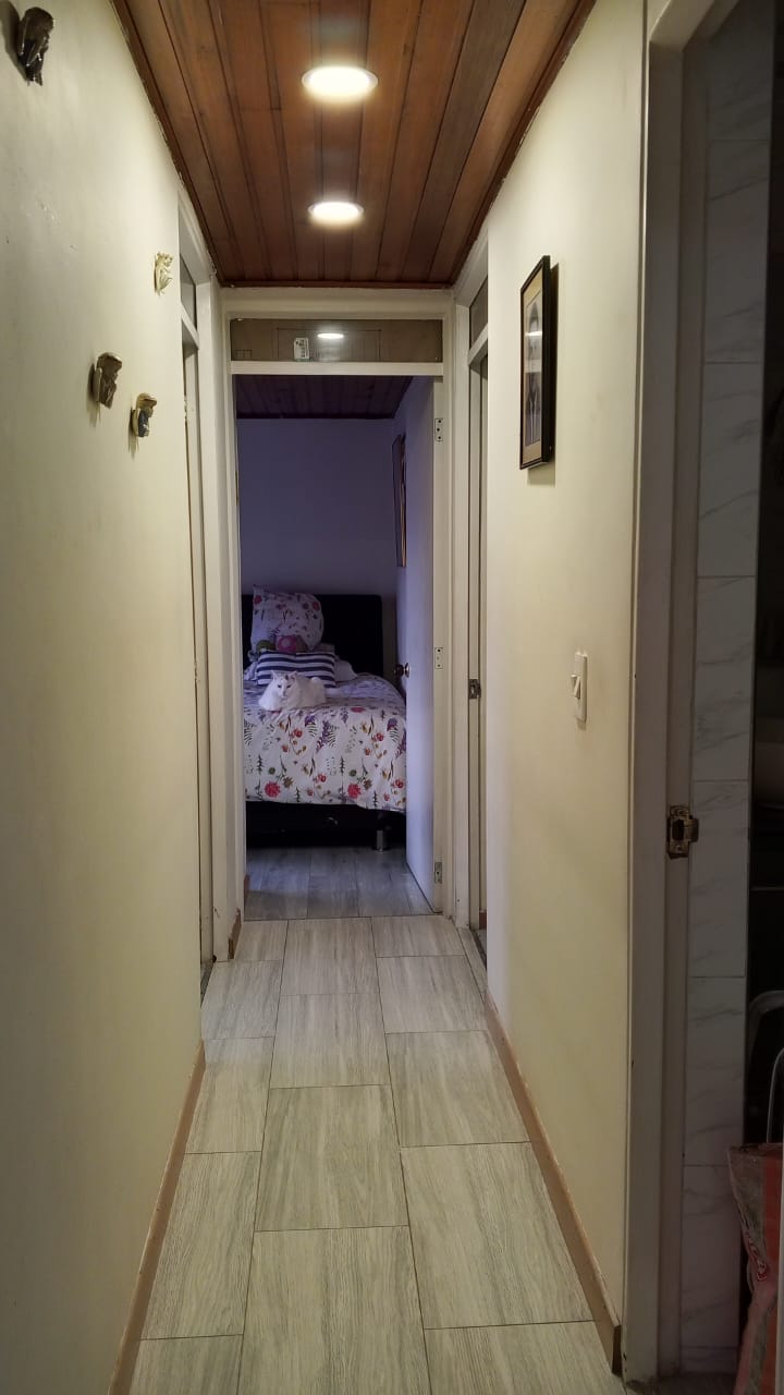 Apartamento en venta en Castilla, Bogotá · foto 6 de 19
