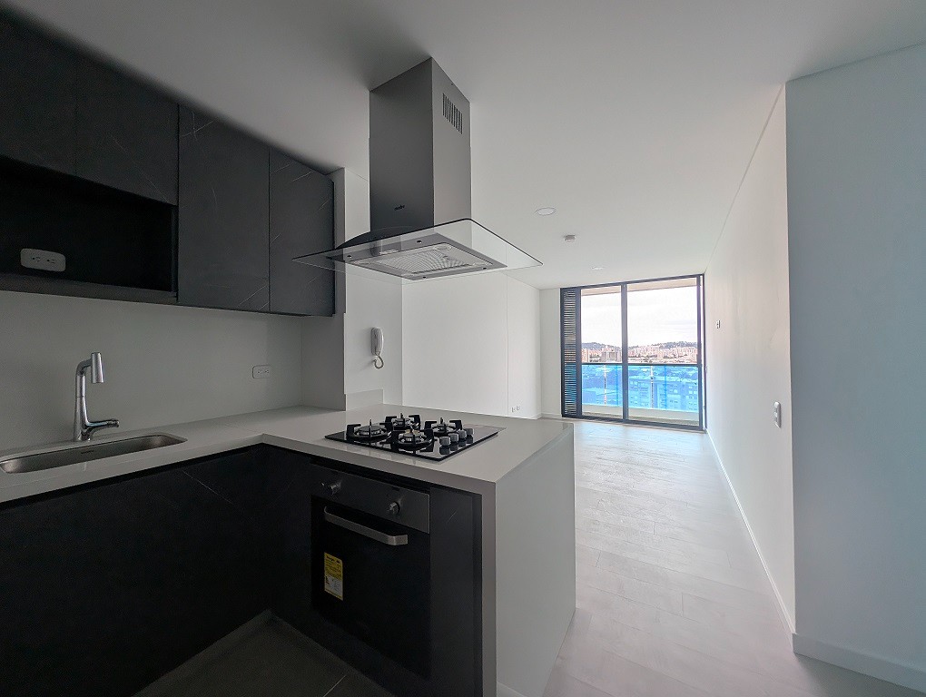 Apartamento en venta en Alameda, Bogotá · foto 2 de 24