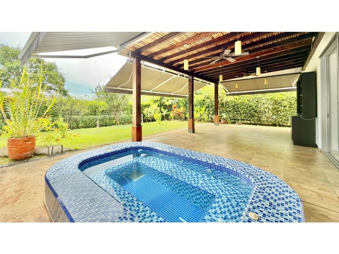 Casa de 3 alcobas en venta en Verde Horizonte, Jamundí, 190 m² · foto 2 de 24