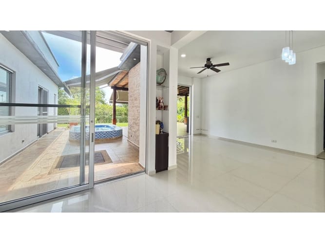 Casa de 3 alcobas en venta en Verde Horizonte, Jamundí, 190 m² · foto 5 de 24