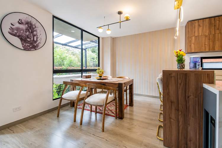 Casa de 4 alcobas en venta en Arrayanes, Bogotá, 316 m² · foto 4 de 17