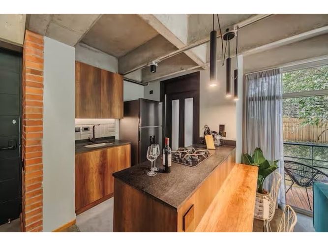 Apartamento de 1 alcoba en venta en Lalinde, Medellín, 72 m² · foto 10 de 24