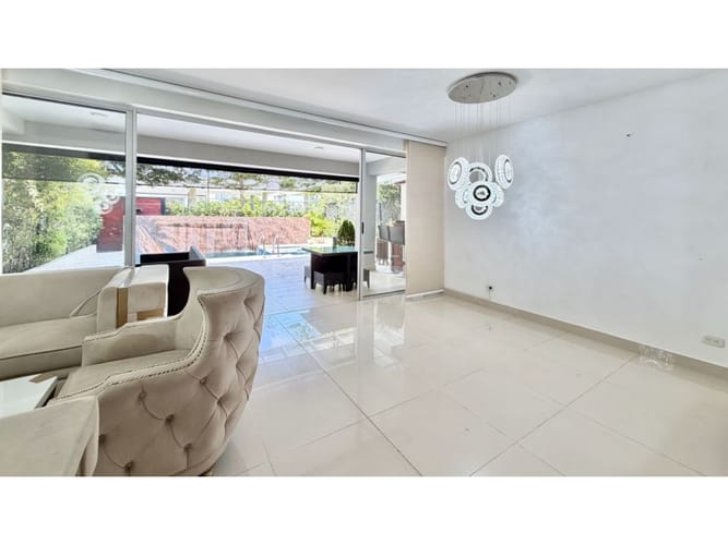 Casa de 3 alcobas en venta en Las Mercedes, Jamundí, 203 m² · foto 6 de 24