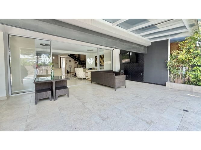 Casa de 3 alcobas en venta en Las Mercedes, Jamundí, 203 m² · foto 11 de 24