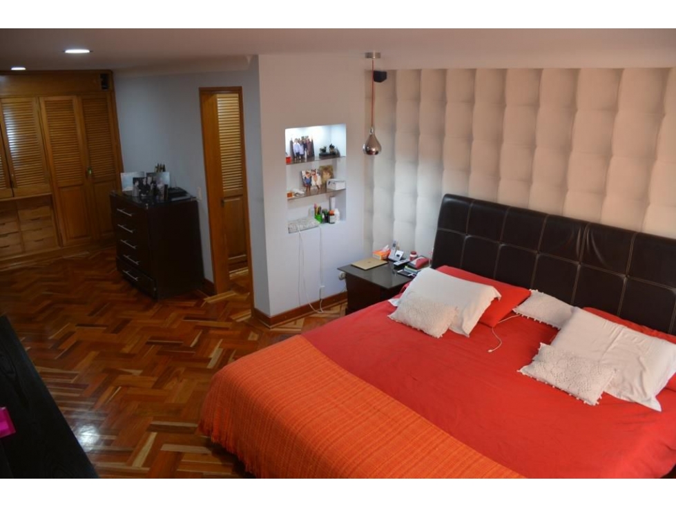 Apartamento en venta en La Carolina, Bogotá · foto 10 de 17
