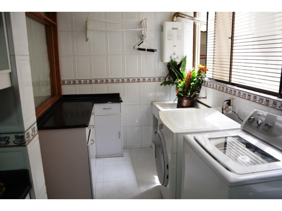 Apartamento en venta en La Carolina, Bogotá · foto 15 de 17
