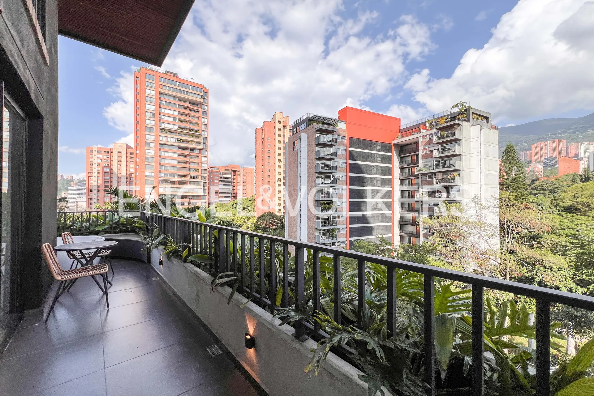 Apartamento en venta en Provenza, Medellín · foto 8 de 24