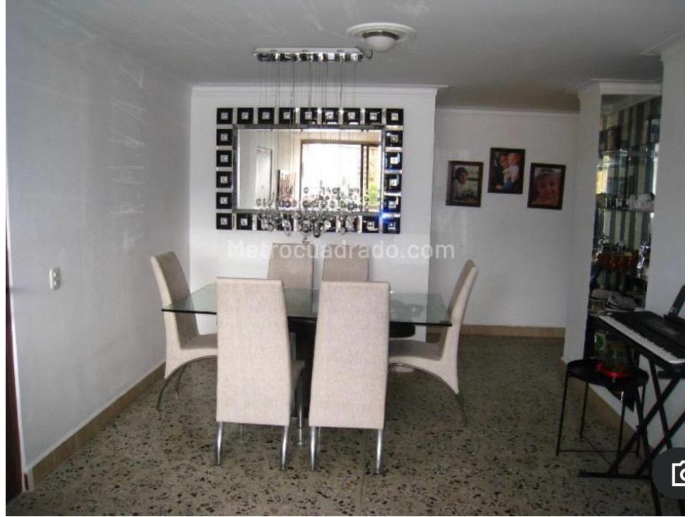Apartamento en venta en Los Colores, Medellín · foto 3 de 11