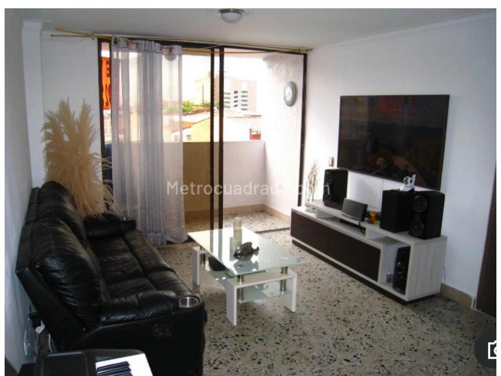 Apartamento en venta en Los Colores, Medellín · foto 4 de 11