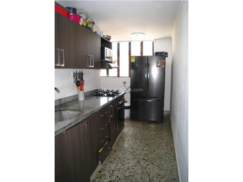 Apartamento en venta en Los Colores, Medellín · foto 7 de 11