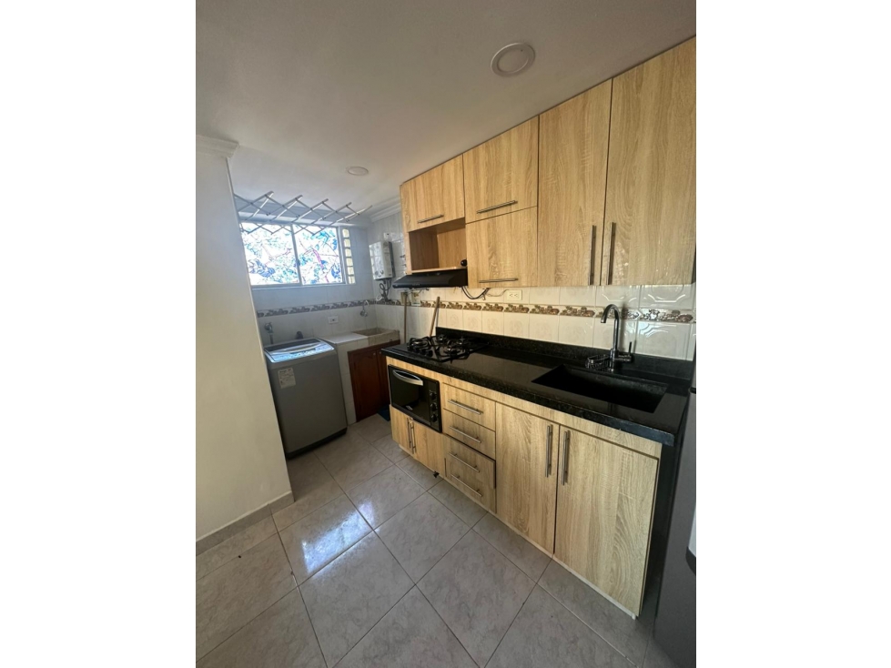 Apartamento en venta en Los Colores, Medellín · foto 5 de 15