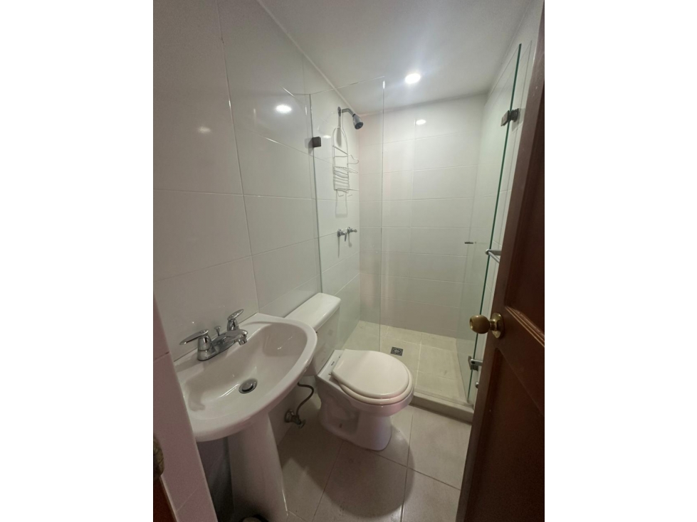 Apartamento en venta en Los Colores, Medellín · foto 12 de 15