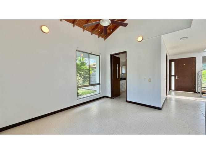 Casa de 4 alcobas en venta en La Morada, Jamundí, 311 m² · foto 9 de 24