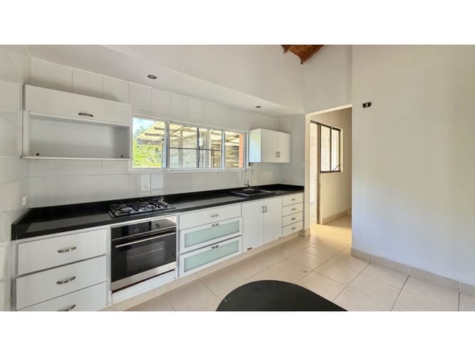 Casa de 4 alcobas en venta en La Morada, Jamundí, 311 m² · foto 11 de 24